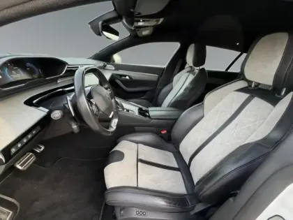 Photo 8 Peugeot 508  SW HYBRID 225ch GT e-EAT8