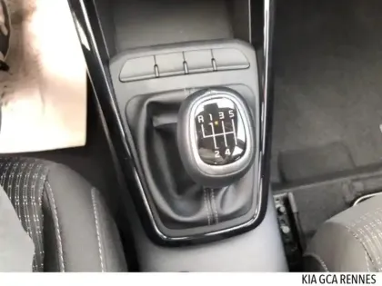 Photo 8 Kia Stonic  1.0 T-GDi 100ch Active