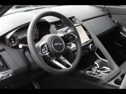 Photo 7 Jaguar E-Pace  P300e PHEV 309ch R-Dynamic HSE