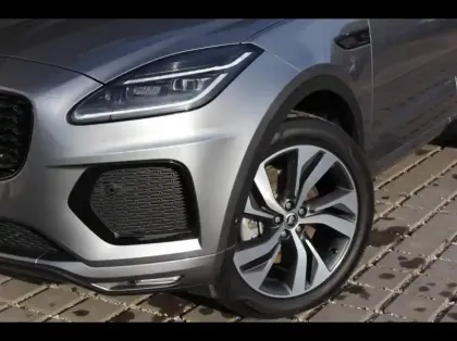 Photo 16 Jaguar E-Pace  P300e PHEV 309ch R-Dynamic HSE