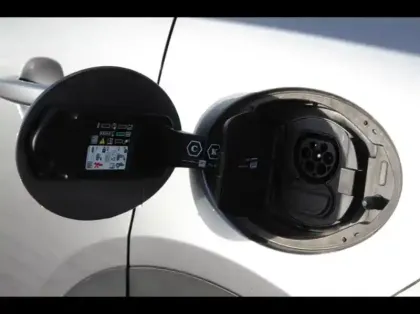 Photo 23 Jaguar E-Pace  P300e PHEV 309ch R-Dynamic HSE