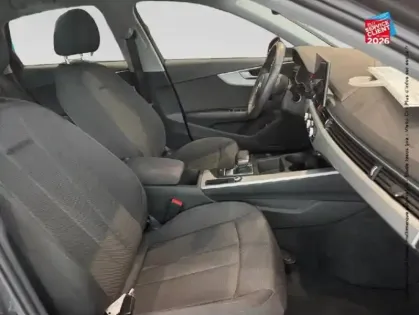 Photo 19 Audi A4 Gén. V (B9) Ph2 Business line 4