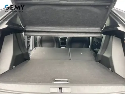 Photo 148 Peugeot 2008  Electrique 54 kWh 156 ch