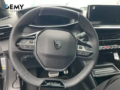 Photo 81 Peugeot 2008  Electrique 54 kWh 156 ch