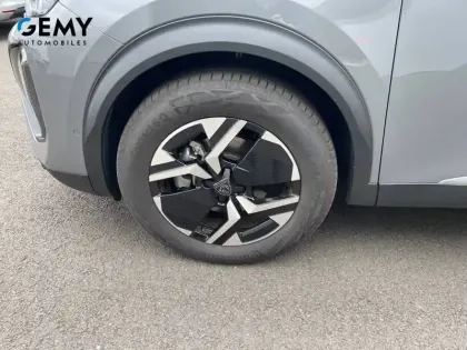 Photo 110 Peugeot 2008  Electrique 54 kWh 156 ch