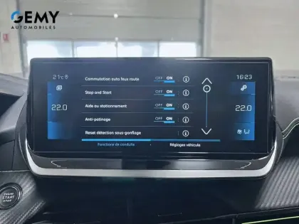 Photo 13 Peugeot 2008  BlueHDi 110 S&S BVM6