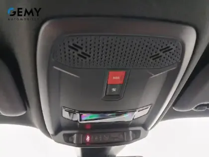 Photo 33 Peugeot 2008  BlueHDi 110 S&S BVM6