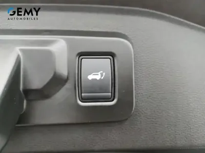 Photo 33 Renault Espace  E-Tech full hybrid 200 GSR2