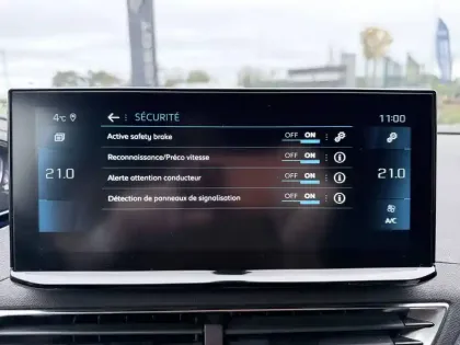 Photo 45 Peugeot 3008  BlueHDi 130ch S&S EAT8