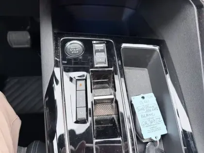 Photo 27 Peugeot 3008  BlueHDi 130ch S&S EAT8