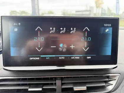 Photo 38 Peugeot 3008  BlueHDi 130ch S&S EAT8