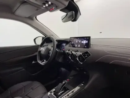 Photo 56 DS DS 3  Hybride 136 e-DCT6