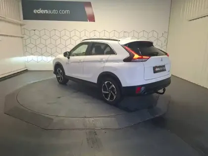 Photo 11 Mitsubishi Eclipse  Cross 2.4 MIVEC PHEV Twin Motor 4WD