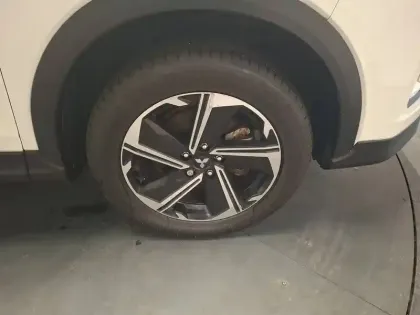 Photo 16 Mitsubishi Eclipse  Cross 2.4 MIVEC PHEV Twin Motor 4WD