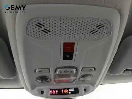 Photo 61 Peugeot 208  PureTech 75 S&S BVM5