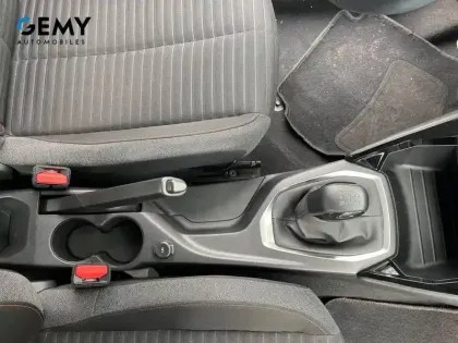 Photo 30 Peugeot 208  PureTech 75 S&S BVM5