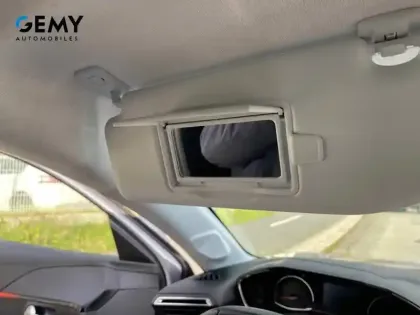 Photo 34 Peugeot 208  PureTech 75 S&S BVM5