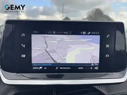 Photo 12 Peugeot 208  PureTech 75 S&S BVM5