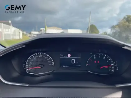 Photo 36 Peugeot 208  PureTech 75 S&S BVM5