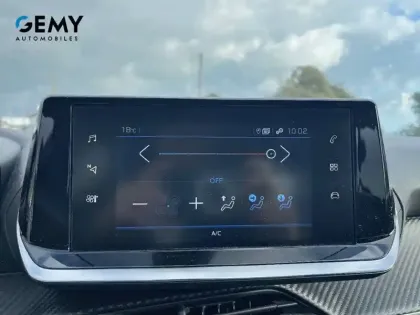 Photo 16 Peugeot 208  PureTech 75 S&S BVM5