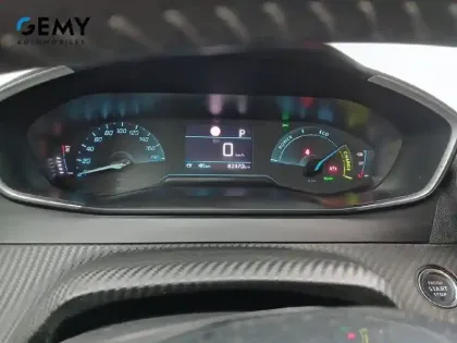 Photo 62 Peugeot 2008  Electrique 136 ch