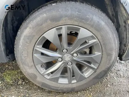 Photo 10 Peugeot 2008  Electrique 136 ch