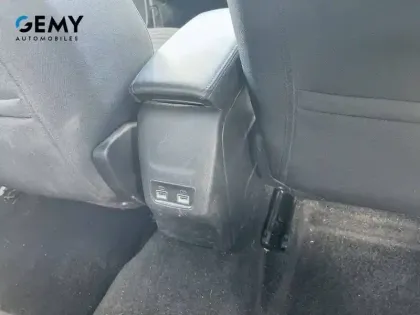 Photo 38 Peugeot 2008  Electrique 136 ch