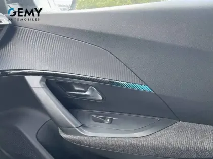 Photo 27 Peugeot 2008  Electrique 136 ch