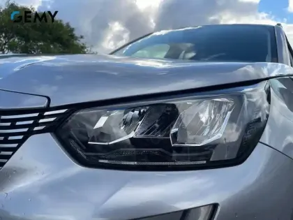 Photo 17 Peugeot 2008  Electrique 136 ch