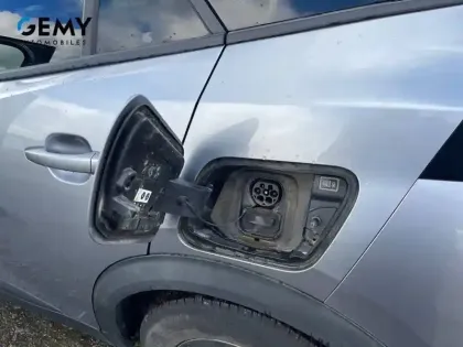 Photo 22 Peugeot 2008  Electrique 136 ch