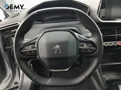 Photo 59 Peugeot 2008  Electrique 136 ch