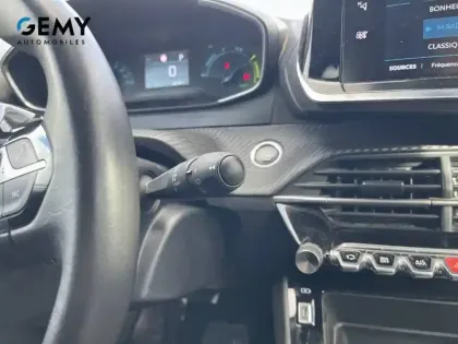 Photo 45 Peugeot 2008  Electrique 136 ch