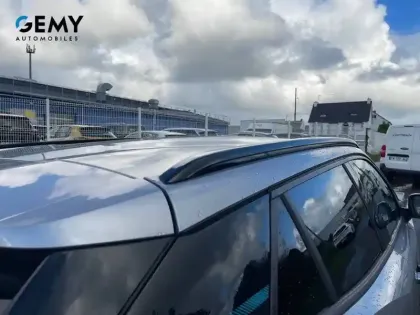 Photo 36 Peugeot 2008  Electrique 136 ch