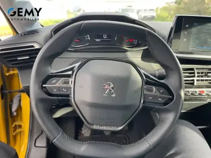 Photo 37 Peugeot 208  BlueHDi 100 S&S BVM6