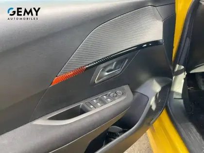 Photo 23 Peugeot 208  BlueHDi 100 S&S BVM6