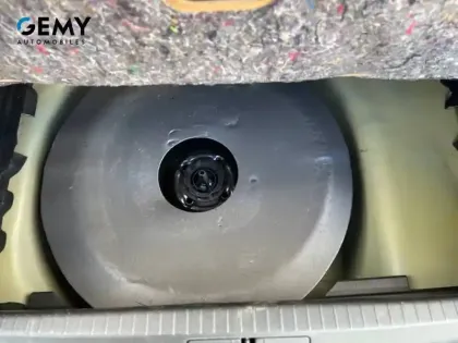 Photo 21 Peugeot 208  BlueHDi 100 S&S BVM6