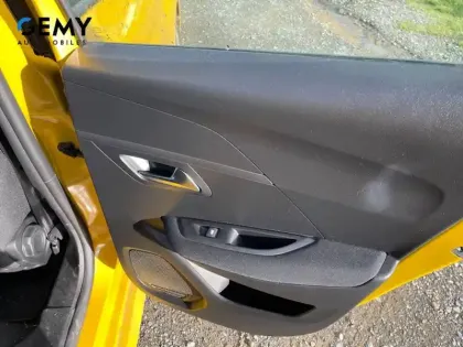 Photo 25 Peugeot 208  BlueHDi 100 S&S BVM6