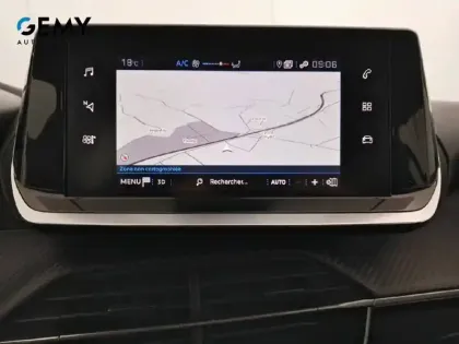 Photo 53 Peugeot 208  BlueHDi 100 S&S BVM6