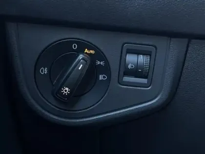 Photo 9 Volkswagen Polo  1.0 MPI 80 S&S BVM5