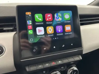 Photo 23 Renault Clio  E-Tech 140