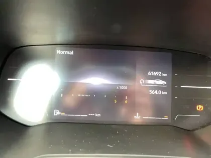 Photo 16 Renault Clio  Blue dCi 100