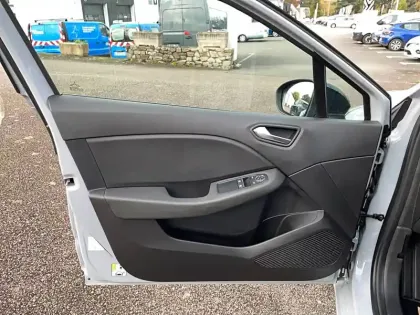 Photo 10 Renault Clio  Blue dCi 100