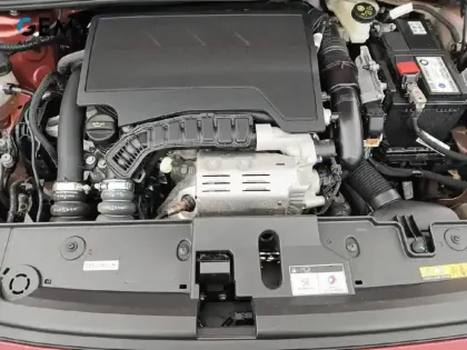 Photo 32 Peugeot 208  PureTech 100 S&S EAT8