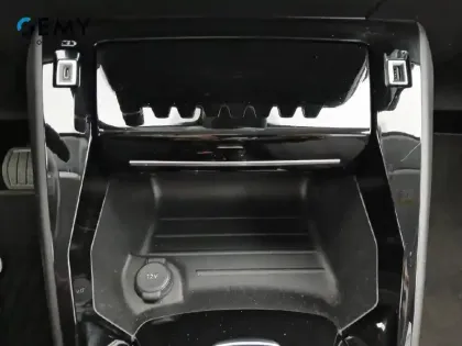 Photo 40 Peugeot 208  PureTech 100 S&S EAT8