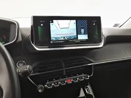 Photo 17 Peugeot 208  PureTech 100 S&S BVM6