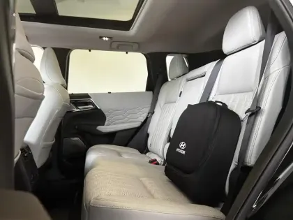 Photo 19 Mitsubishi Outlander  2.4 MIVEC PHEV 306 4WD