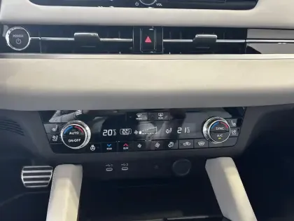 Photo 7 Mitsubishi Outlander  2.4 MIVEC PHEV 306 4WD