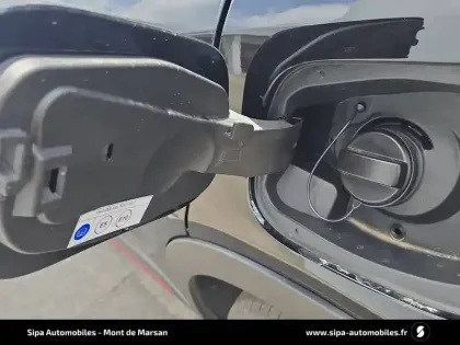 Photo 21 Alfa Romeo Junior  1.2 Ibrida 145 ch eDCT6