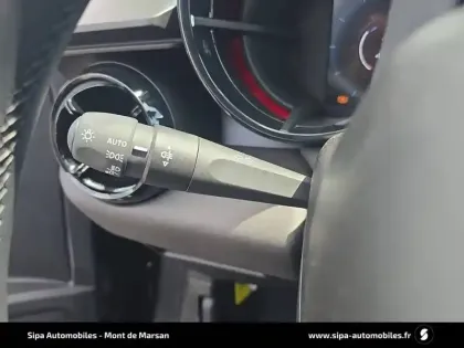 Photo 15 Alfa Romeo Junior  1.2 Ibrida 145 ch eDCT6