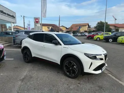 Photo 41 Alfa Romeo Junior  1.2 Ibrida 145 ch eDCT6